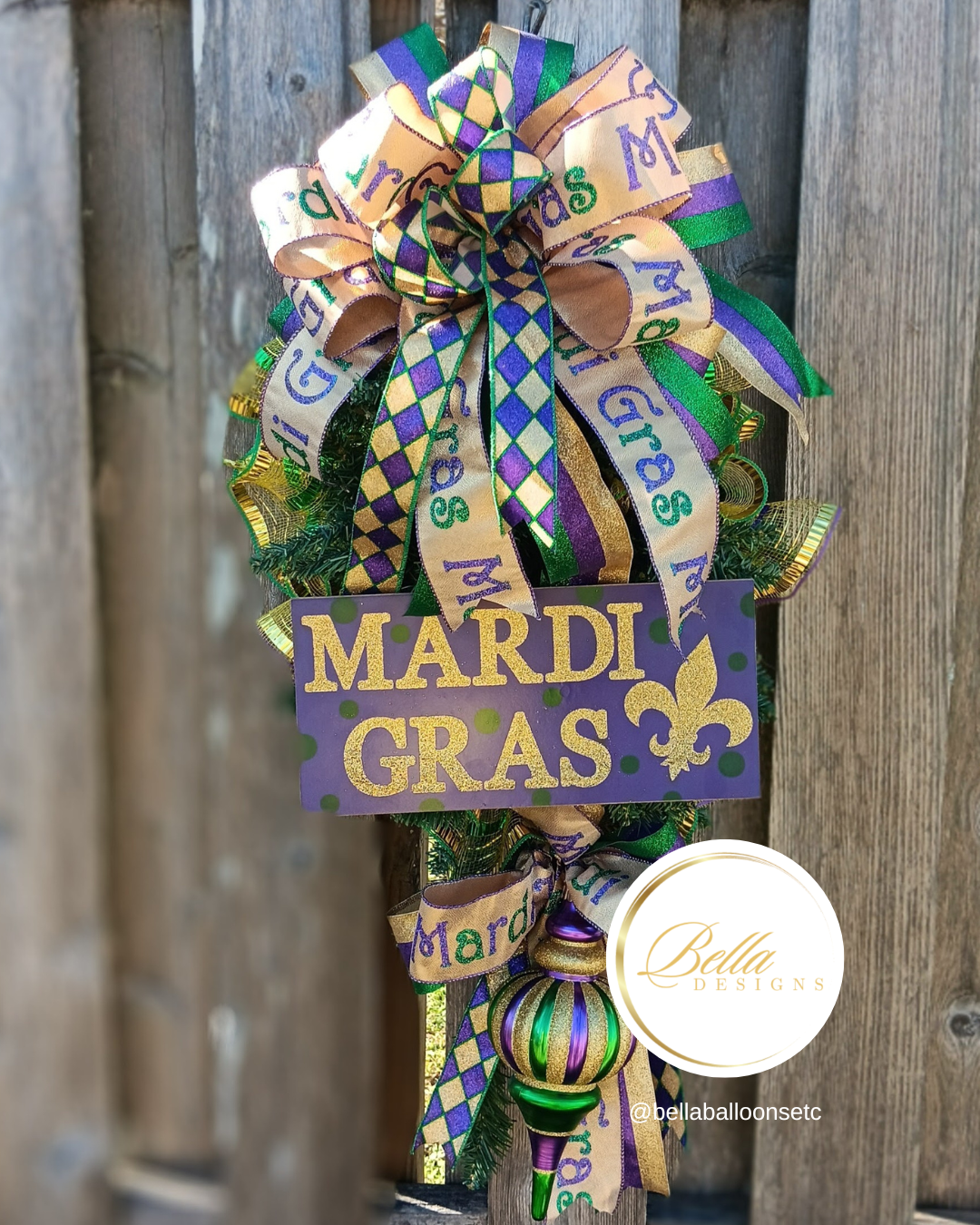 Festive Fleur-de-Lis Mardi Gras Swag